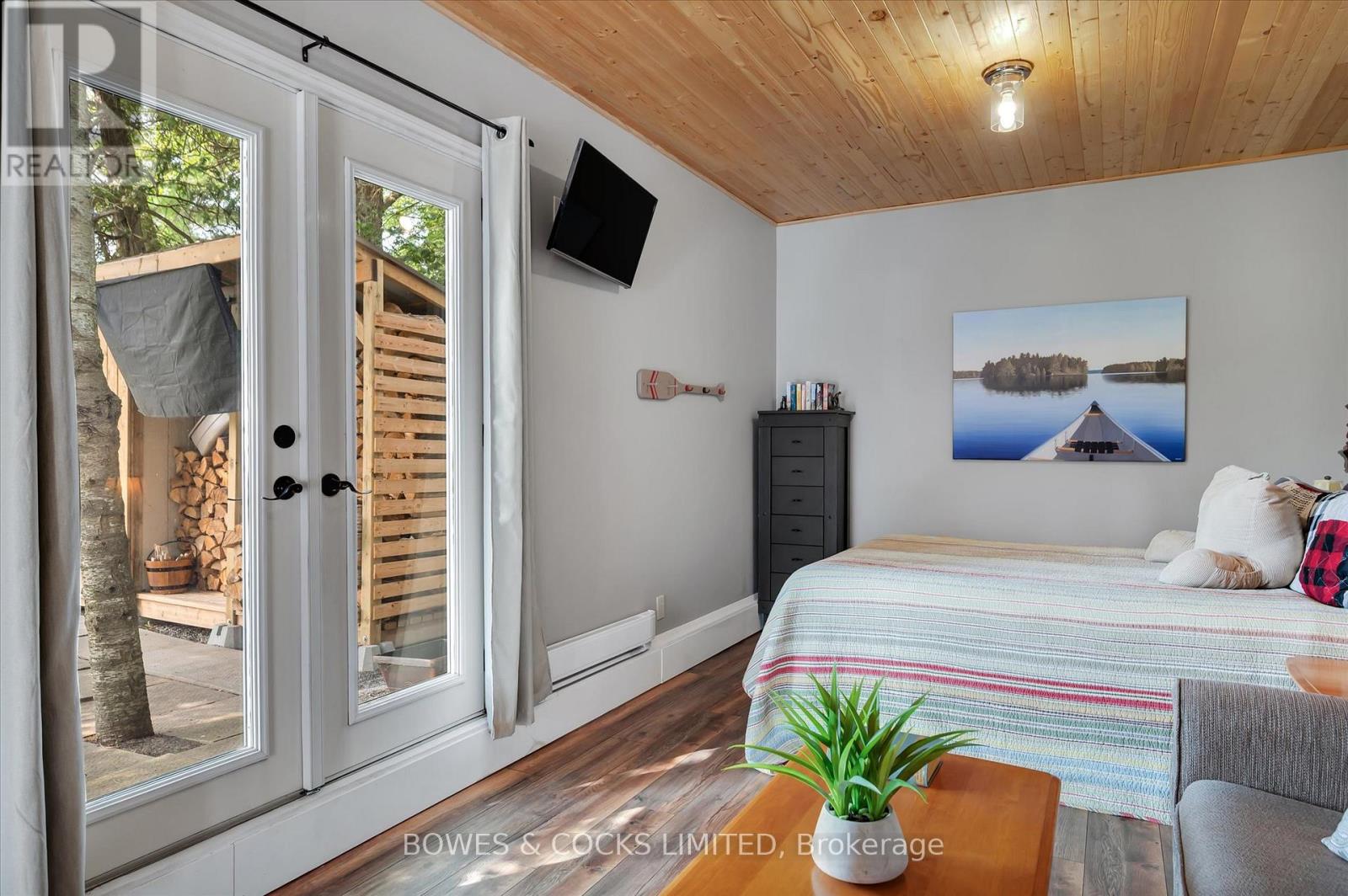 Photo 32 of 2151 Little Chipmunk Road, Dourodummer ON