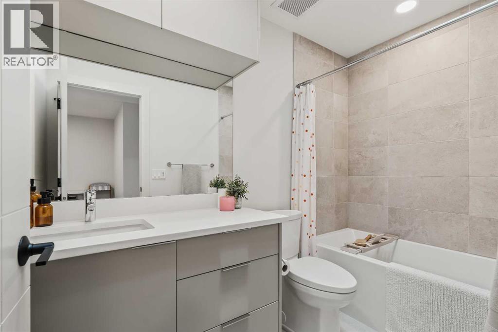 Single Family House for Sale in   Street NW West Hillhurst Calgary 