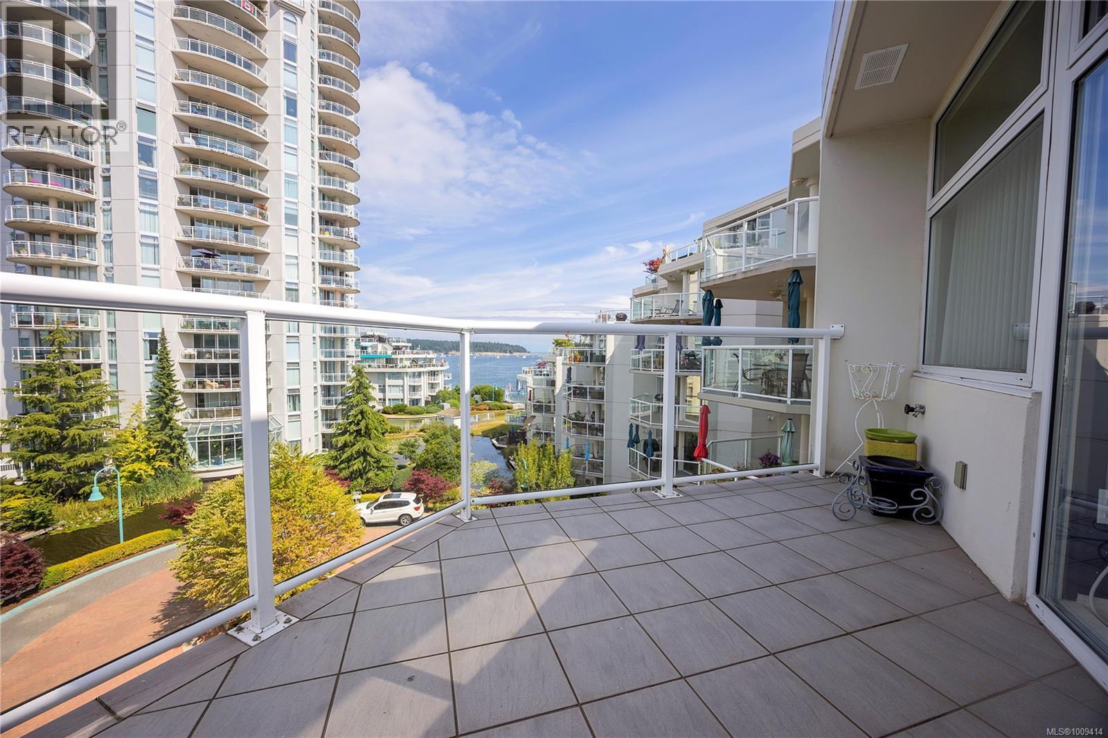 502 158 Promenade Dr, Nanaimo