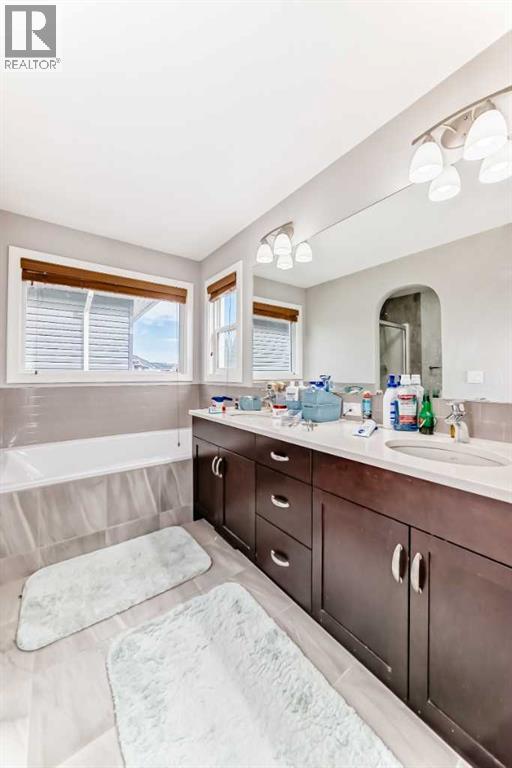 Photo 29 of 107 Nolancrest Rise Nw, Calgary AB