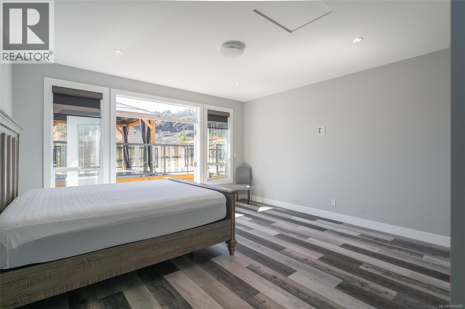 Photo 15 of 6291 Nevilane Dr, Duncan BC