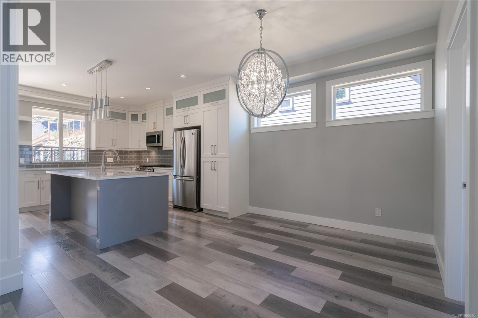 Photo 9 of 6291 Nevilane Dr, Duncan BC