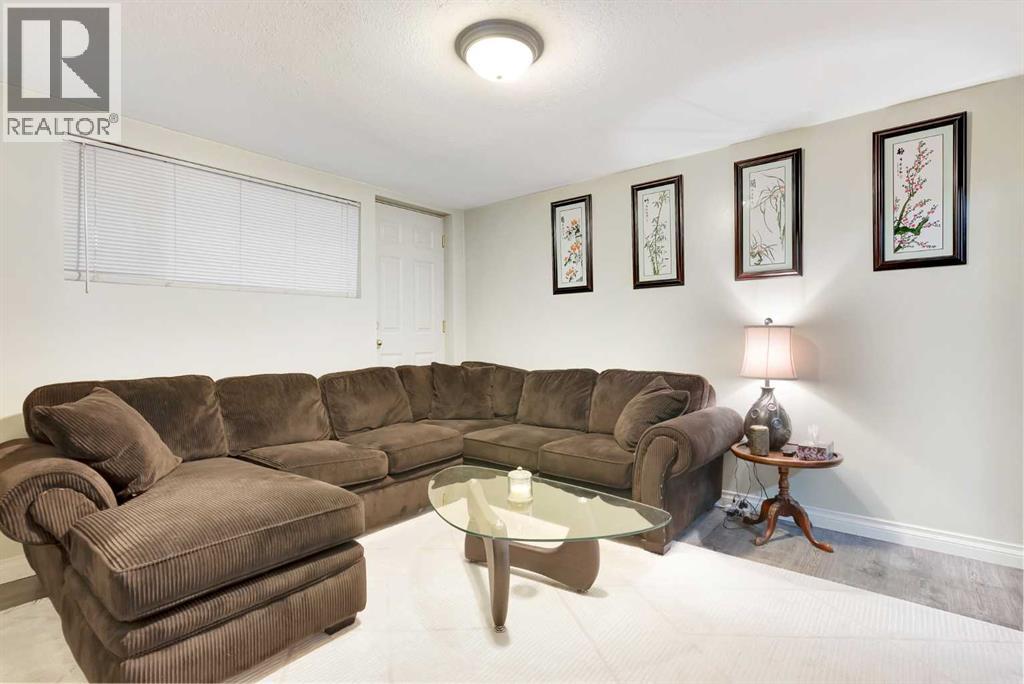 Photo 22 of 301 38 Street Sw, Calgary AB