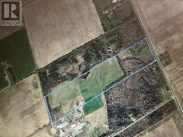 Photo 24 of 1376 Macdonald Road, Russell ON