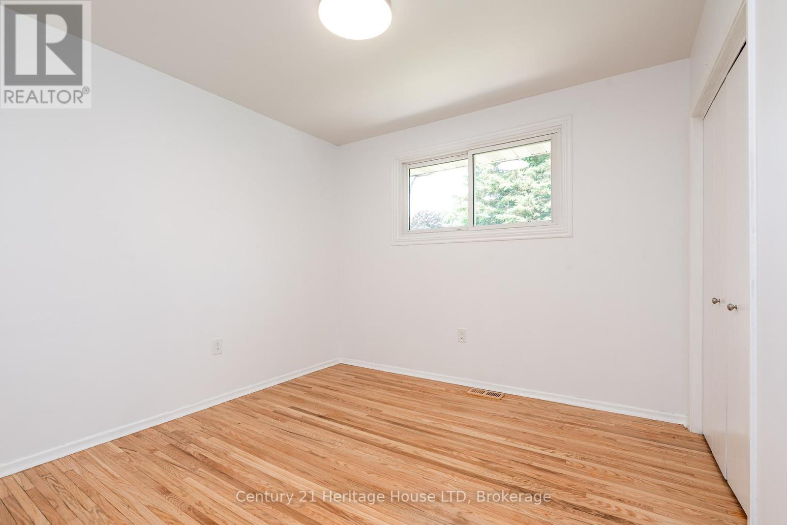 Photo 20 of 6861 Fairlawn Crescent, Niagara Falls ON