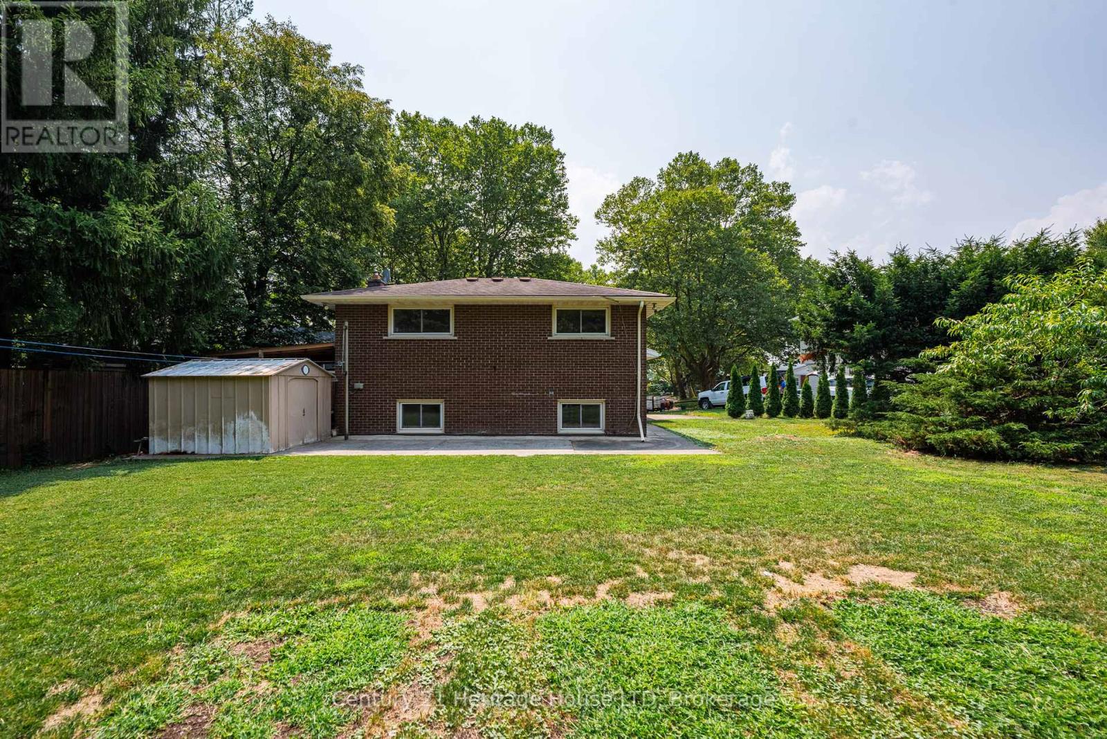 Photo 29 of 6861 Fairlawn Crescent, Niagara Falls ON