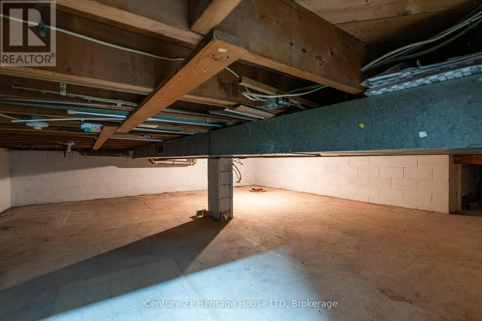 Photo 26 of 6861 Fairlawn Crescent, Niagara Falls ON