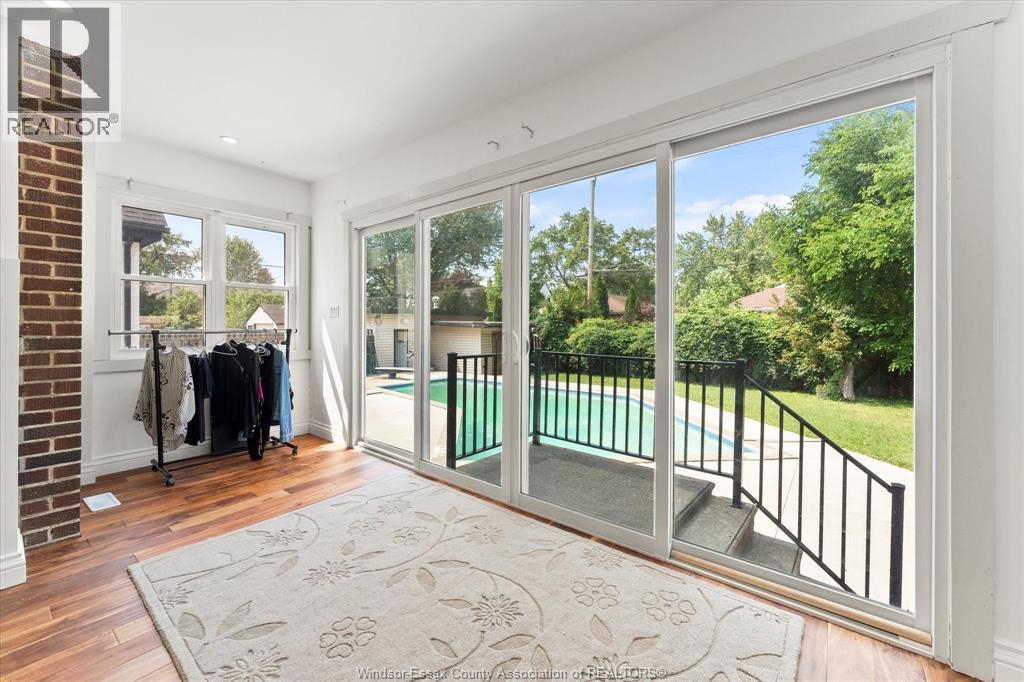 Photo 10 of 411 Belle Isle Boulevard, Windsor ON