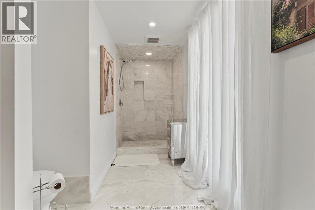 Photo 14 of 411 Belle Isle Boulevard, Windsor ON