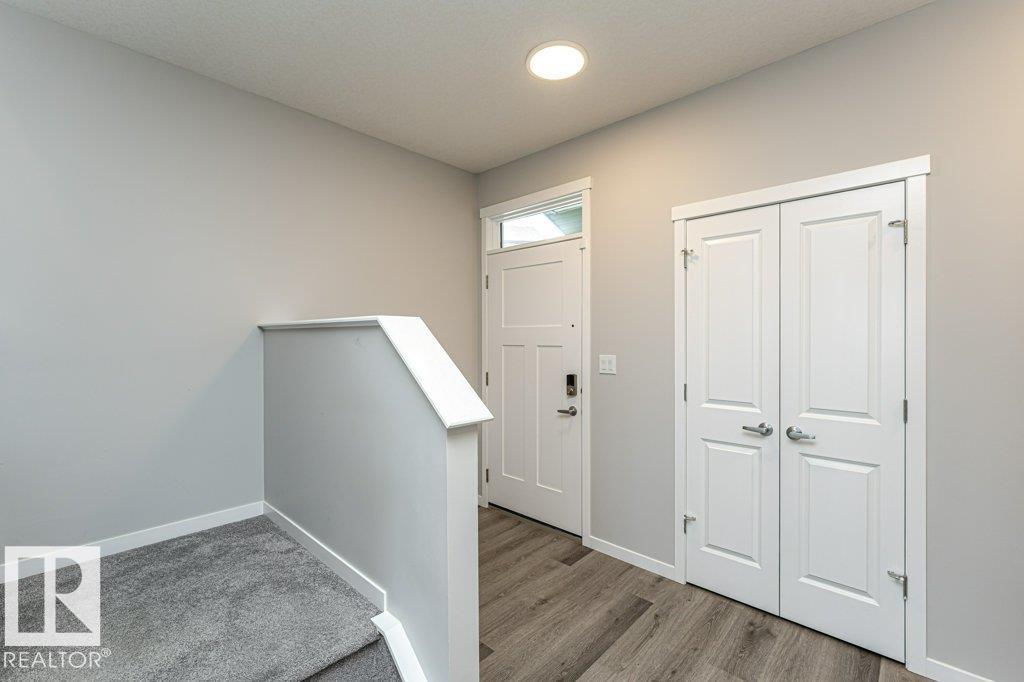 Photo 6 of 2528 152 Av Nw, Edmonton AB