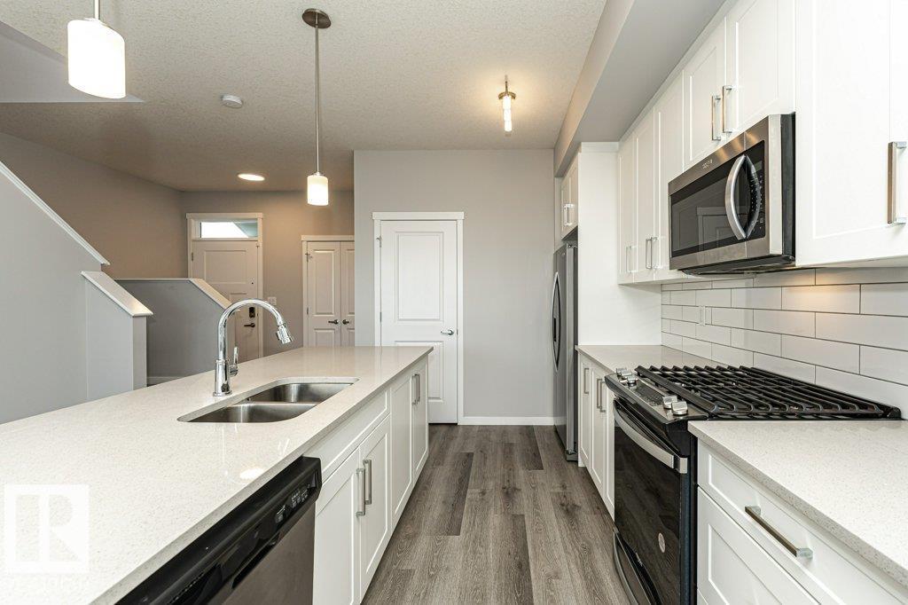 Photo 29 of 2528 152 Av Nw, Edmonton AB