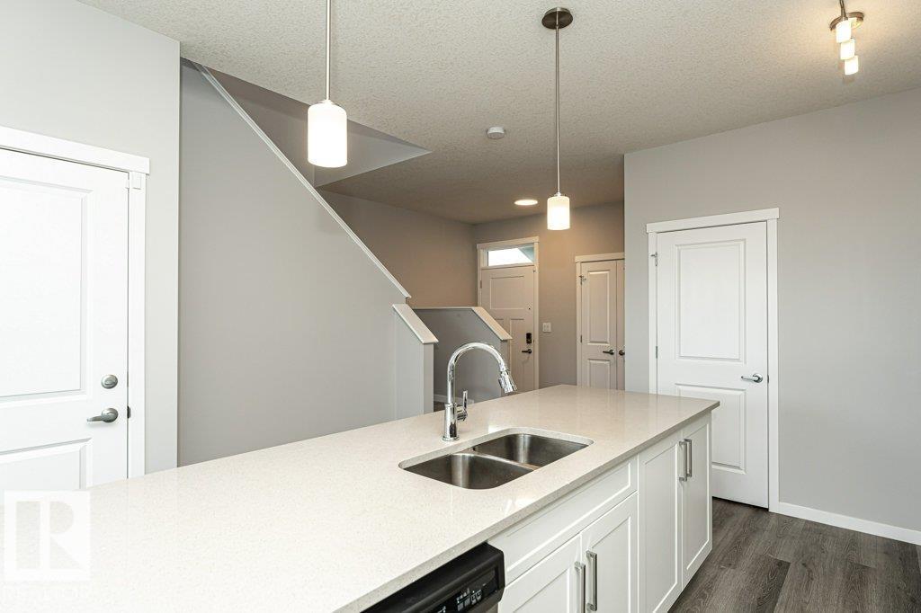 Photo 40 of 2528 152 Av Nw, Edmonton AB