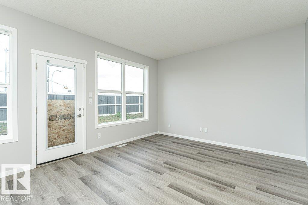 Photo 24 of 2528 152 Av Nw, Edmonton AB