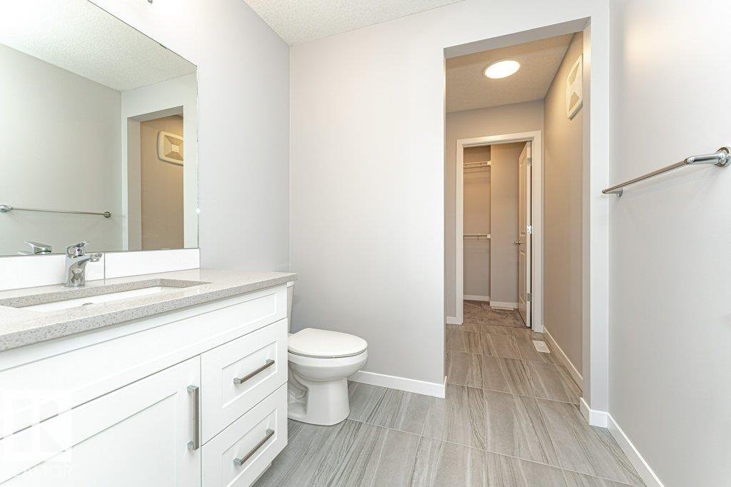 Photo 13 of 2528 152 Av Nw, Edmonton AB