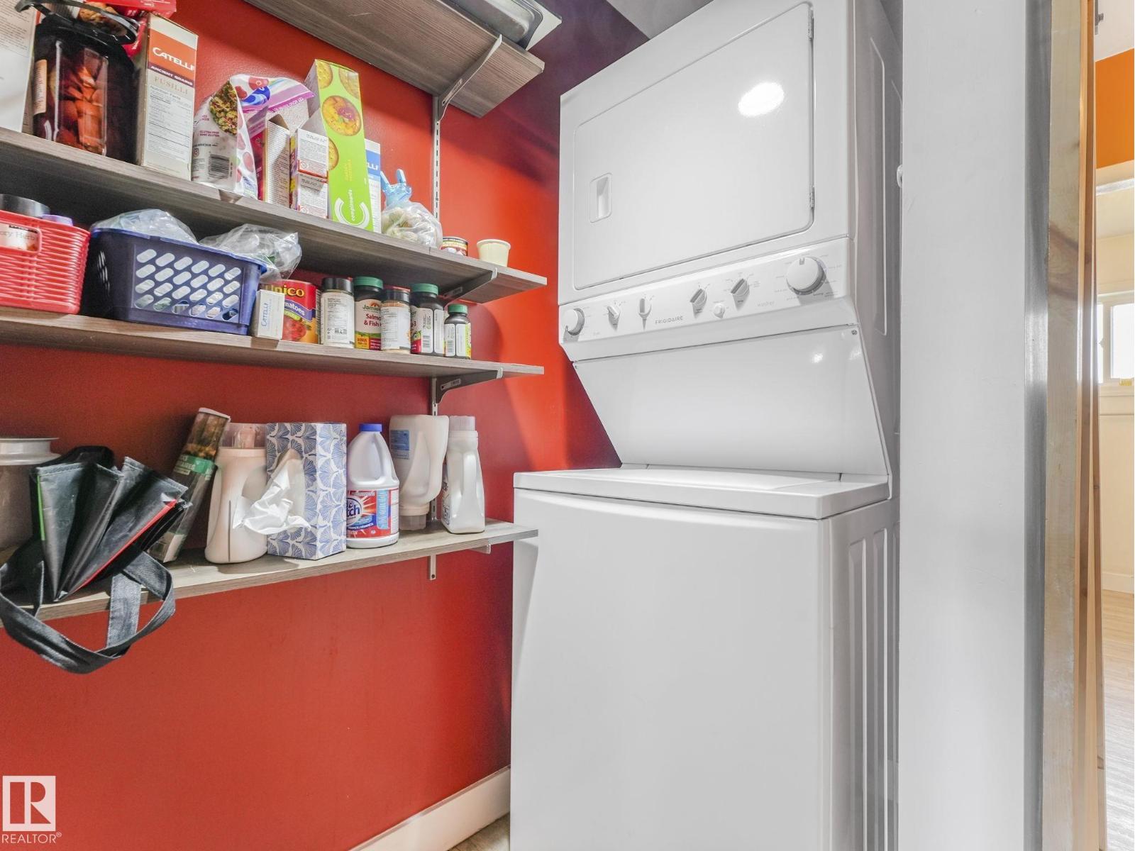 Photo 32 of 9623 69 A St Nw Nw, Edmonton AB
