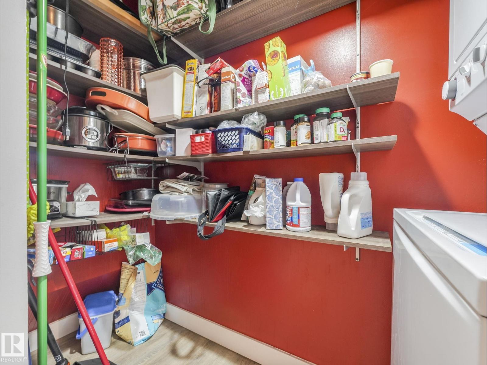 Photo 33 of 9623 69 A St Nw Nw, Edmonton AB