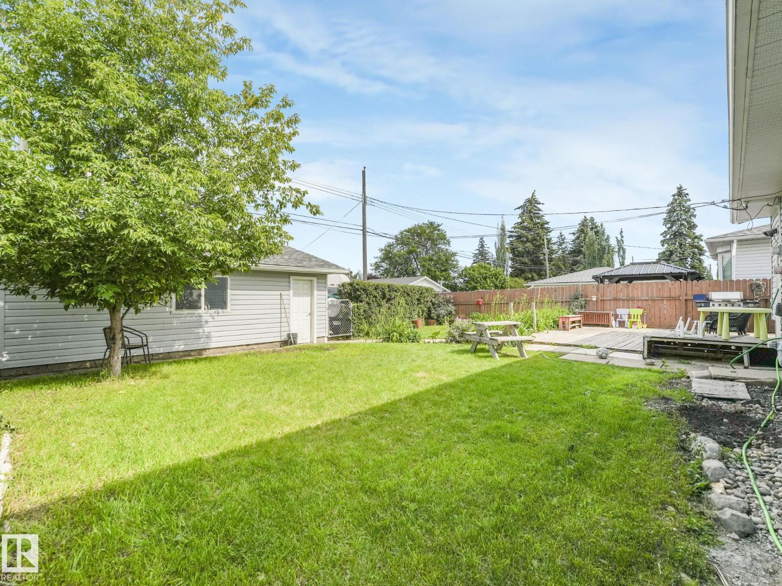 Photo 57 of 9623 69 A St Nw Nw, Edmonton AB
