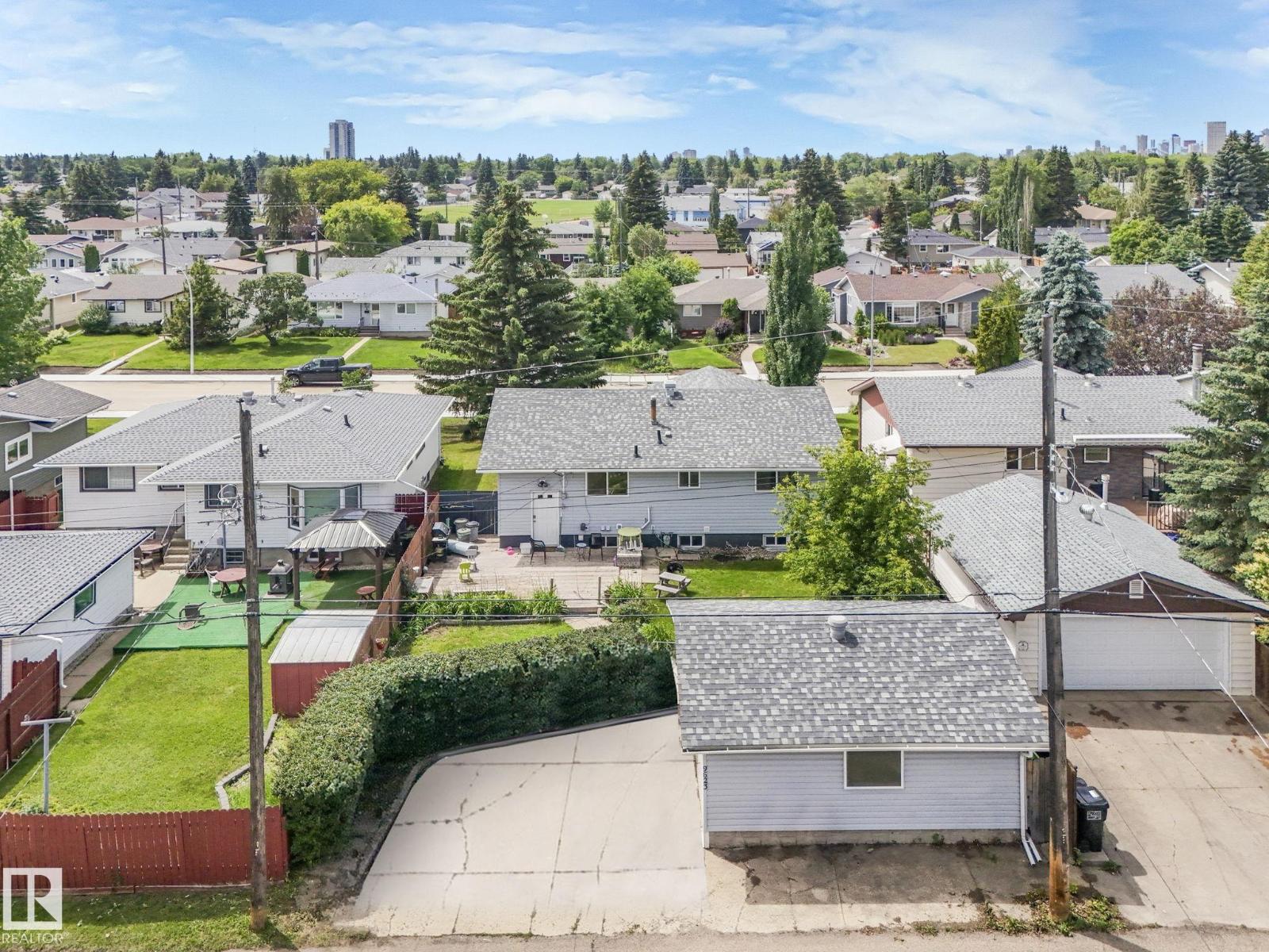 Photo 61 of 9623 69 A St Nw Nw, Edmonton AB