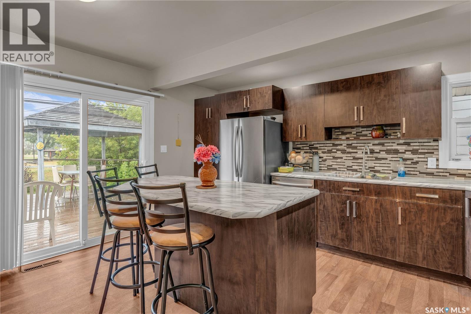 Photo 6 of 98 Millar Crescent, Regina SK