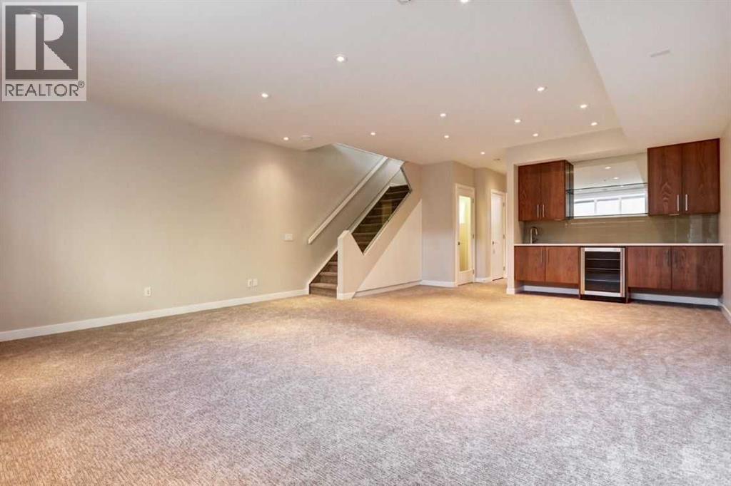 Photo 33 of 3024 34 Street Sw, Calgary AB