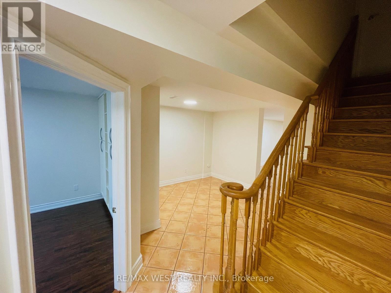 Photo 8 of 94 A Mulock Avenue, Toronto ON