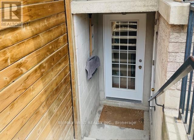 Photo 15 of 94 A Mulock Avenue, Toronto ON