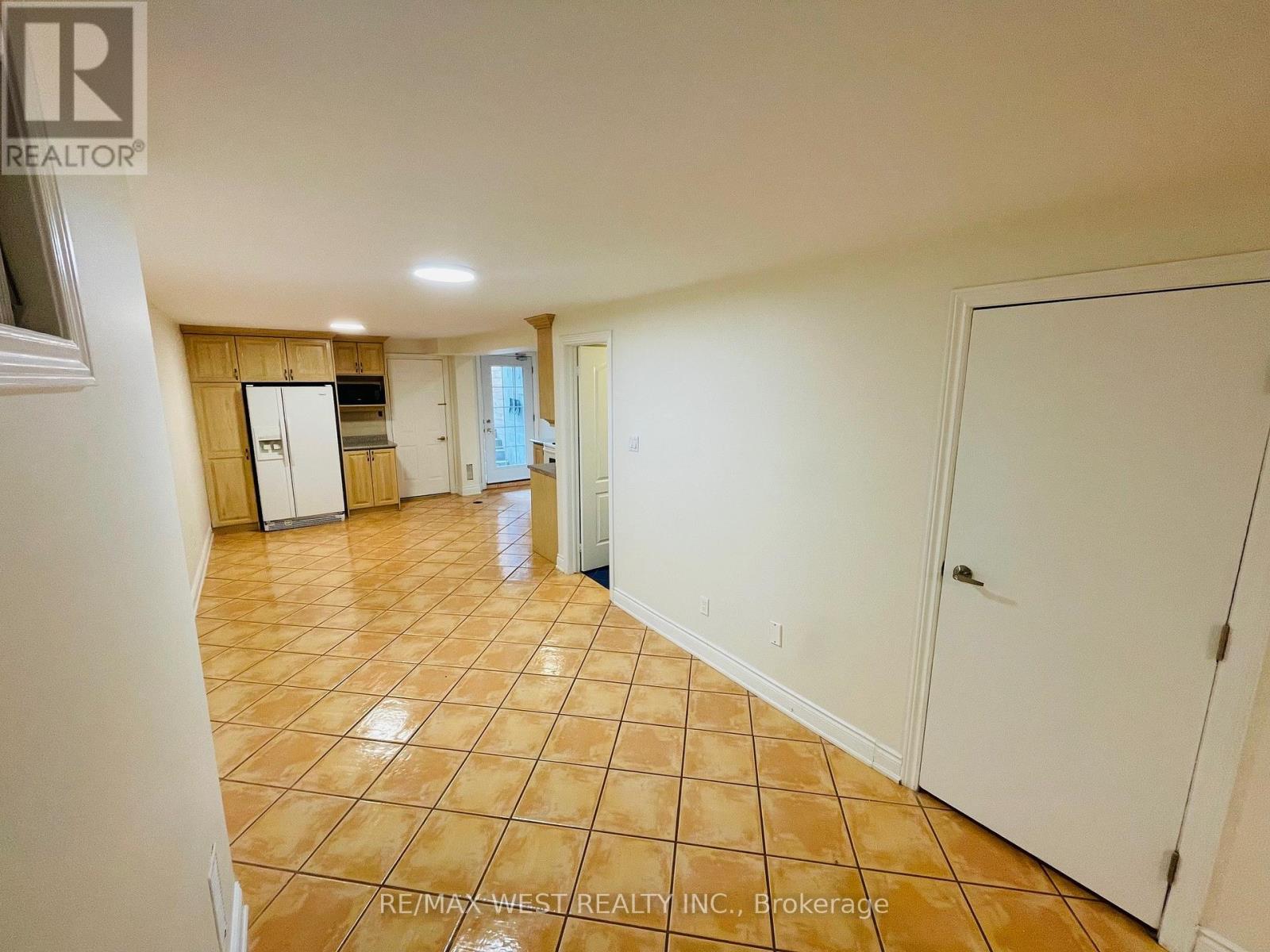 Photo 2 of 94 A Mulock Avenue, Toronto ON