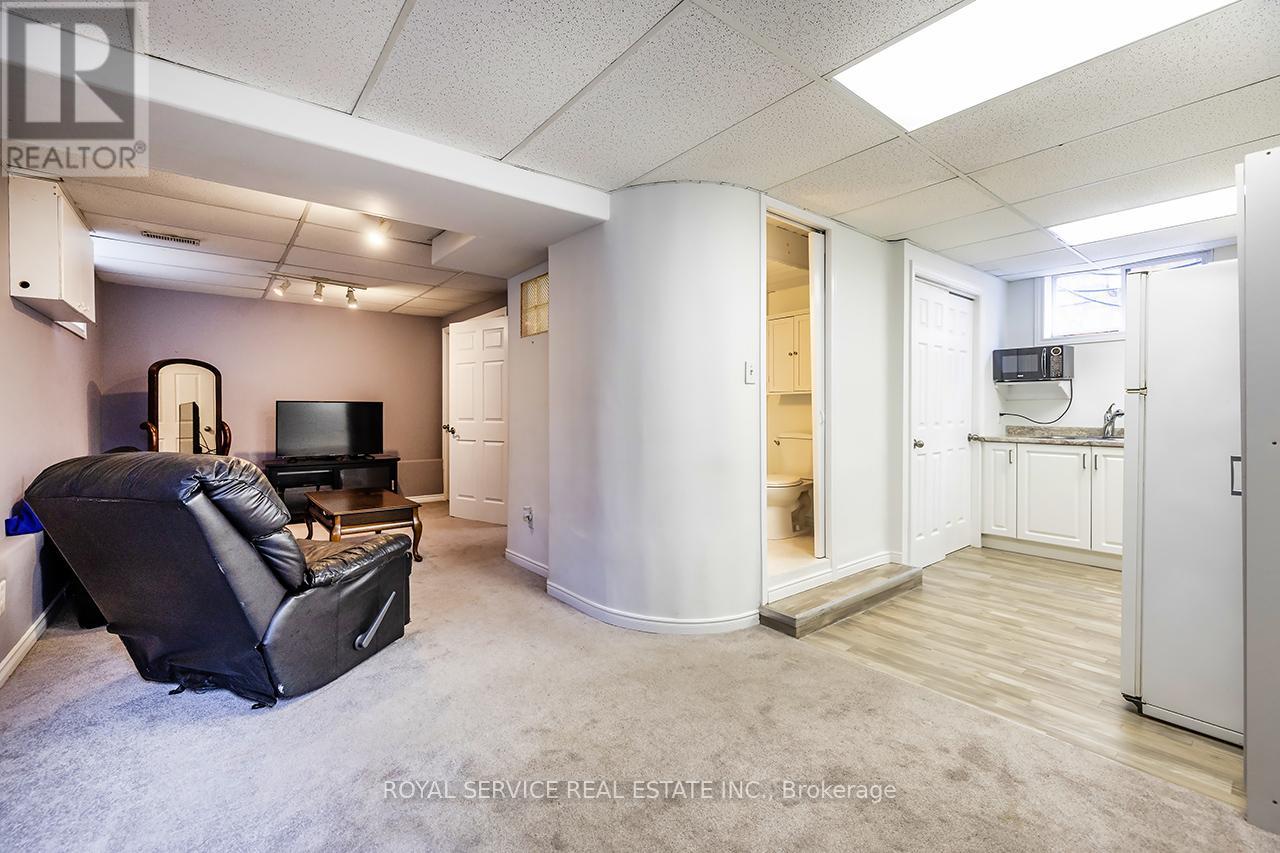 Photo 21 of 314 Gliddon Avenue, Oshawa ON