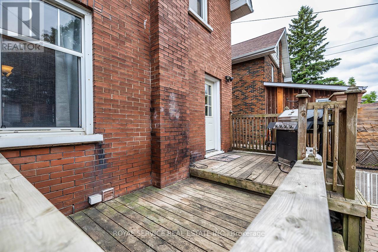 Photo 16 of 314 Gliddon Avenue, Oshawa ON