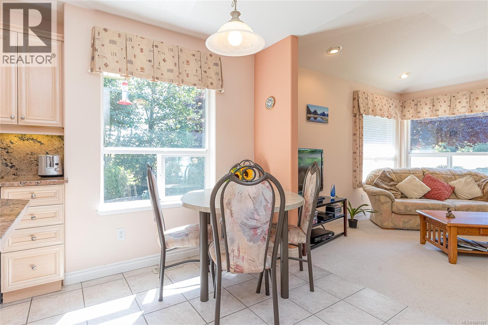 Photo 11 of 630 Morningstar Dr, Parksville BC