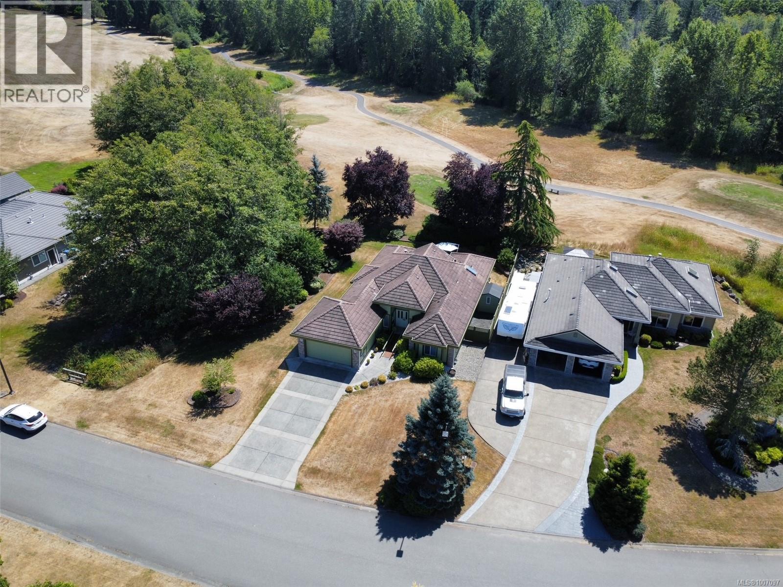 Photo 39 of 630 Morningstar Dr, Parksville BC
