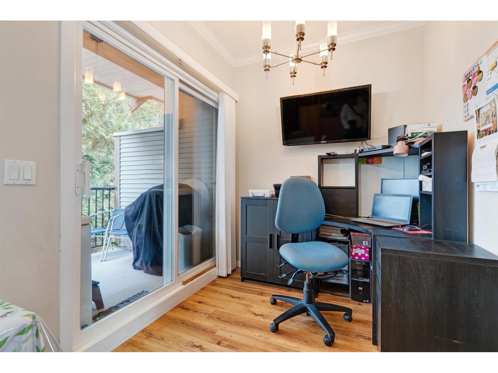 Photo 6 of 18 12585 72 Avenue, Surrey BC