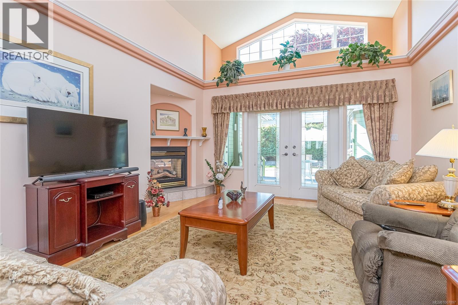 Photo 16 of 630 Morningstar Dr, Parksville BC