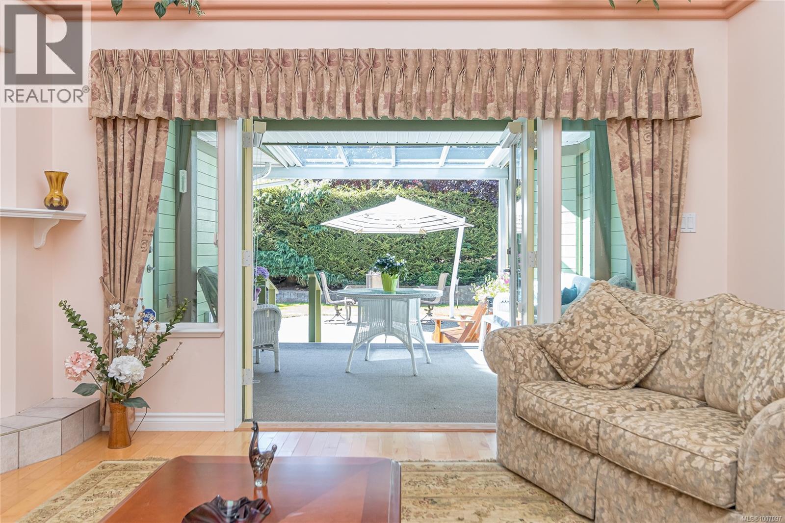 Photo 18 of 630 Morningstar Dr, Parksville BC