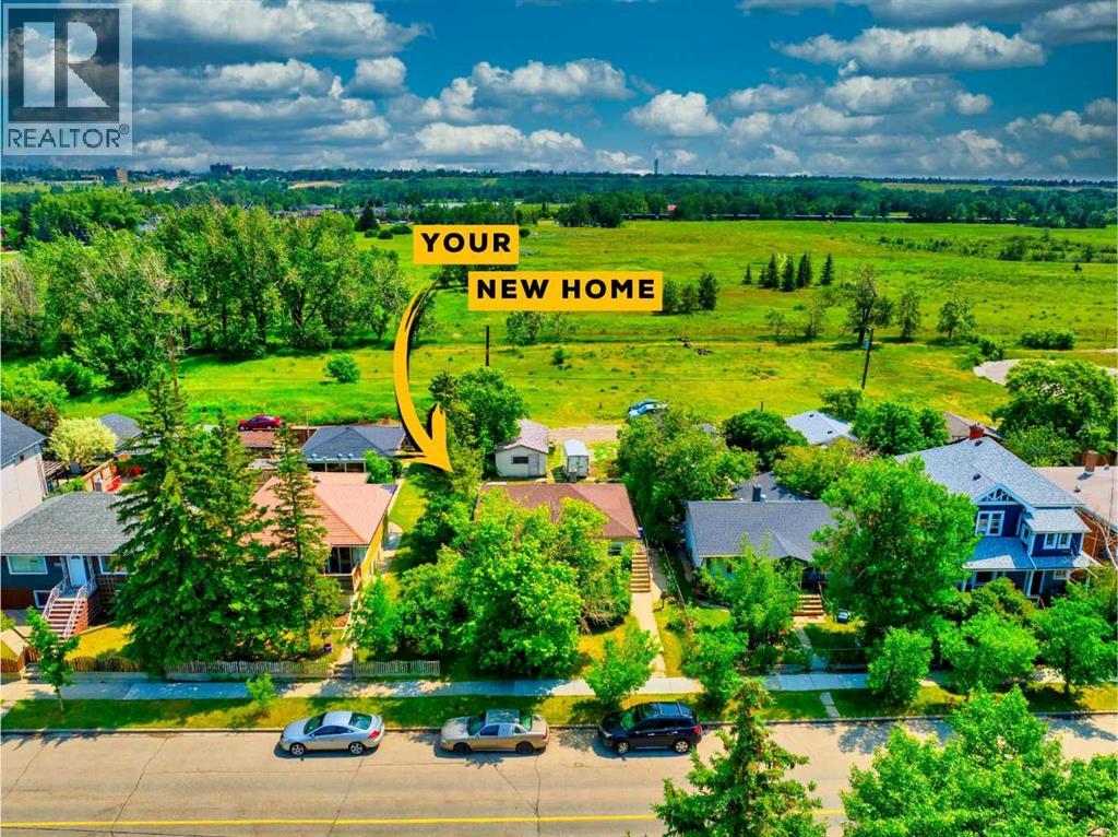 Photo 1 of 2522 17 Street Se, Calgary AB