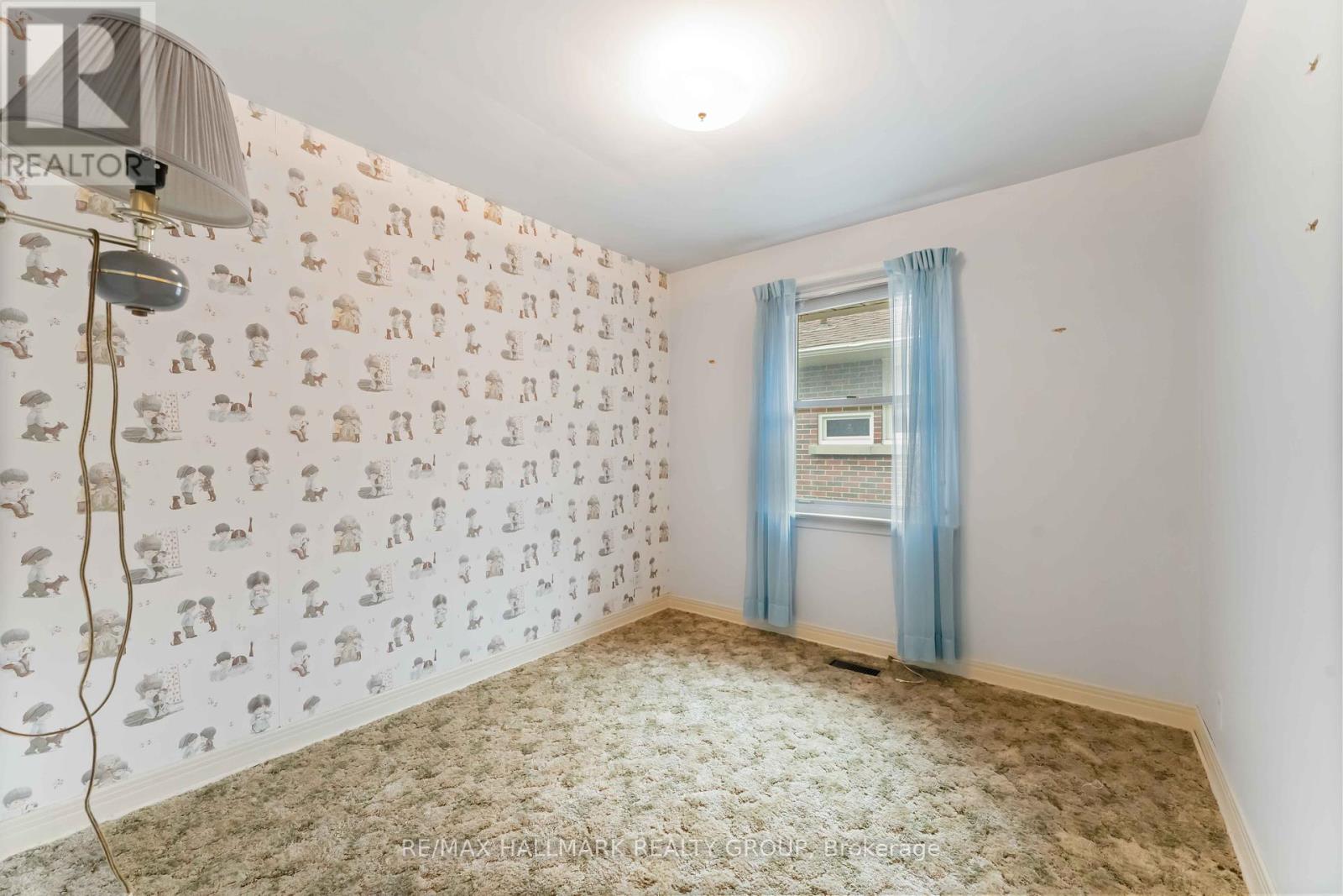 Photo 7 of 2055 Neepawa Avenue, Ottawa ON