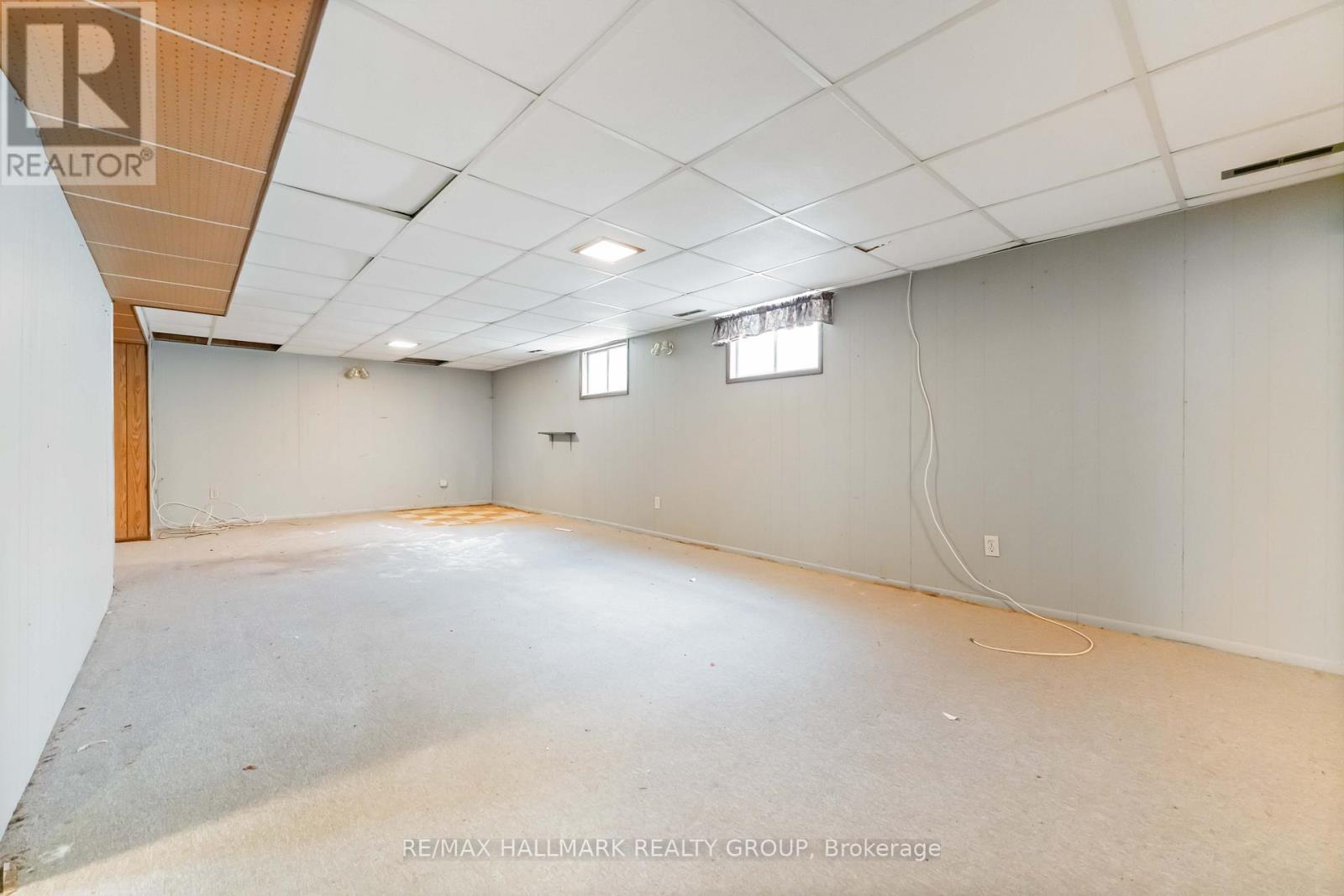Photo 12 of 2055 Neepawa Avenue, Ottawa ON