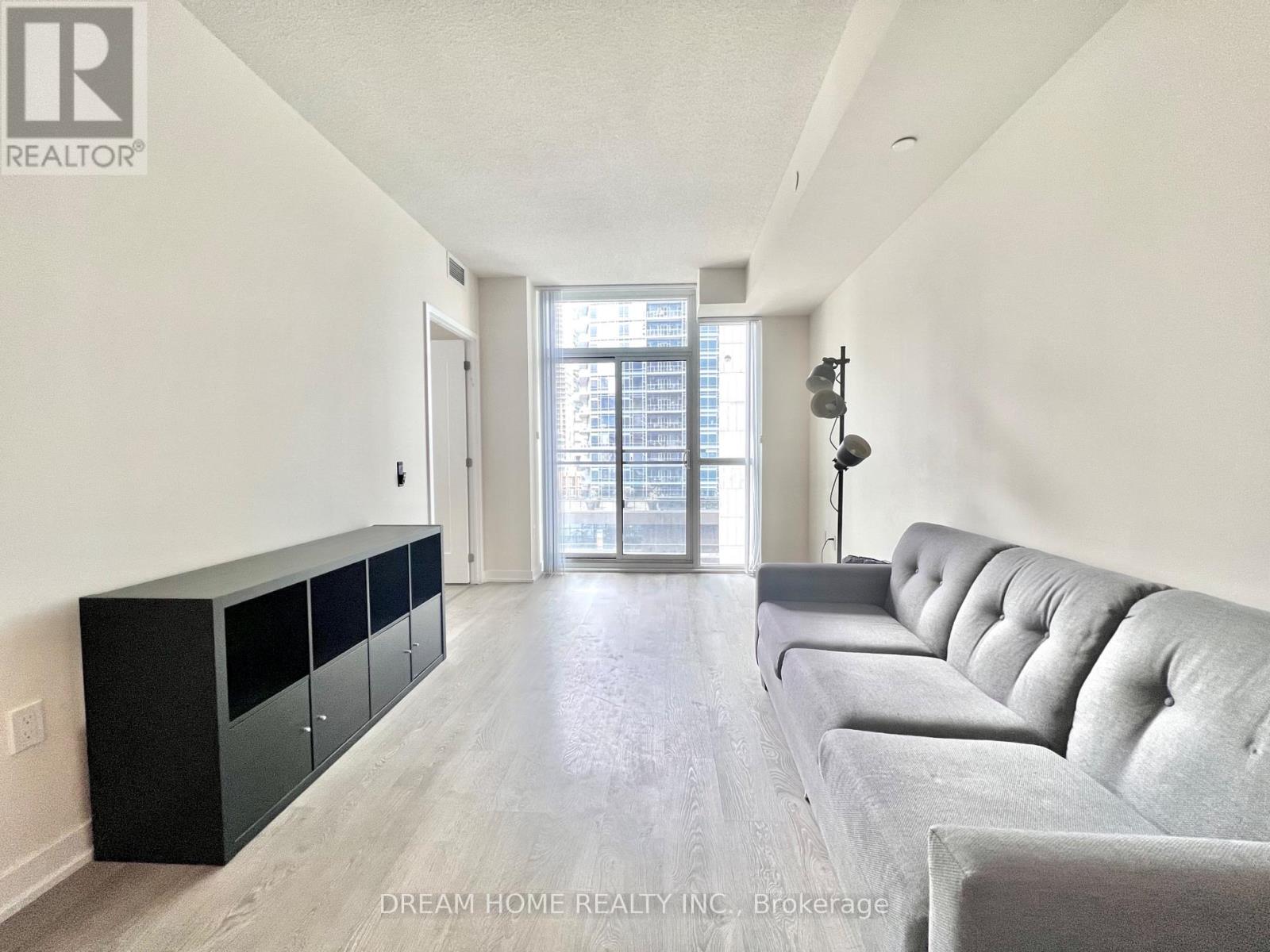 Photo 2 of 1305 99 John Street, Toronto ON