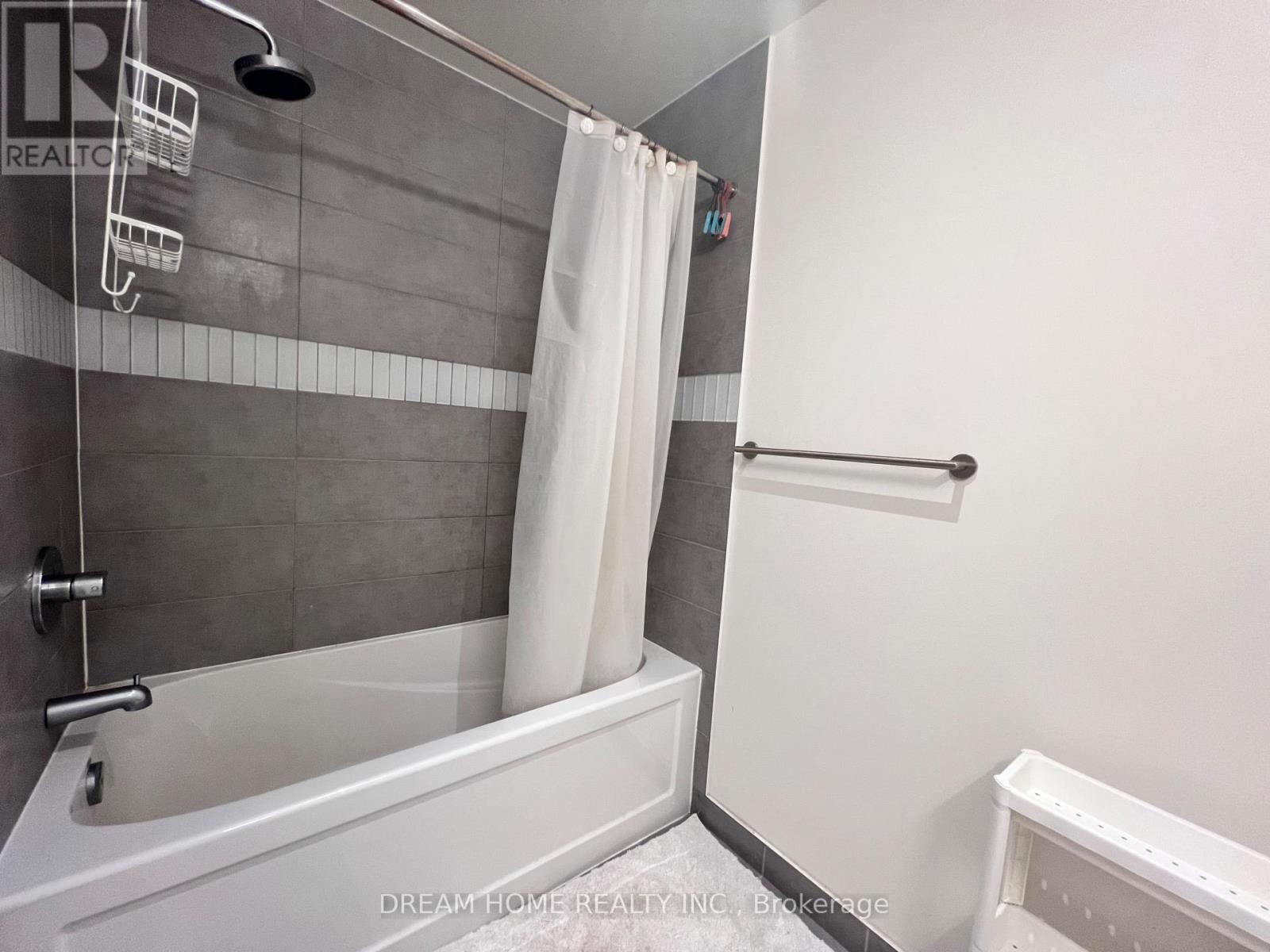Photo 11 of 1305 99 John Street, Toronto ON