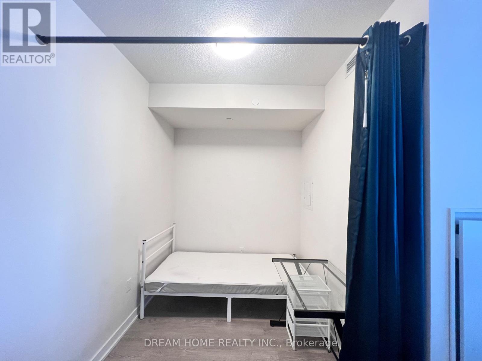 Photo 9 of 1305 99 John Street, Toronto ON