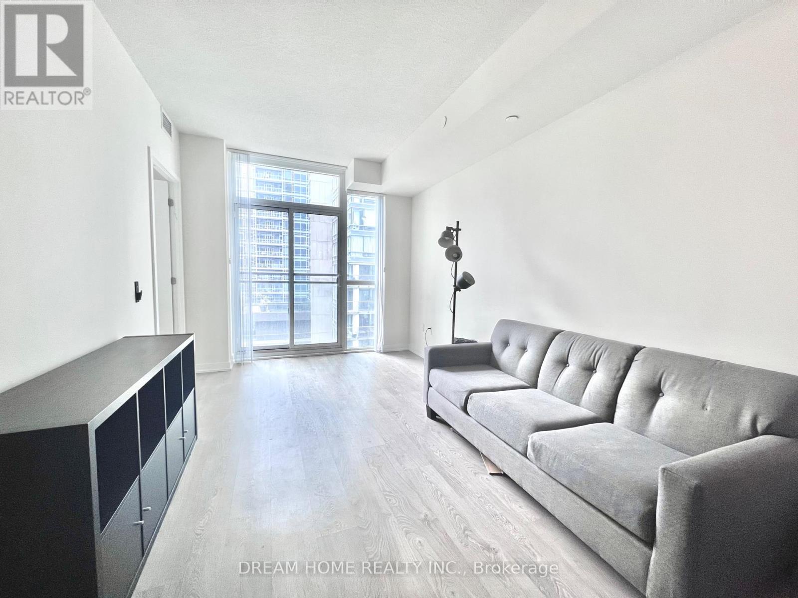 Photo 3 of 1305 99 John Street, Toronto ON