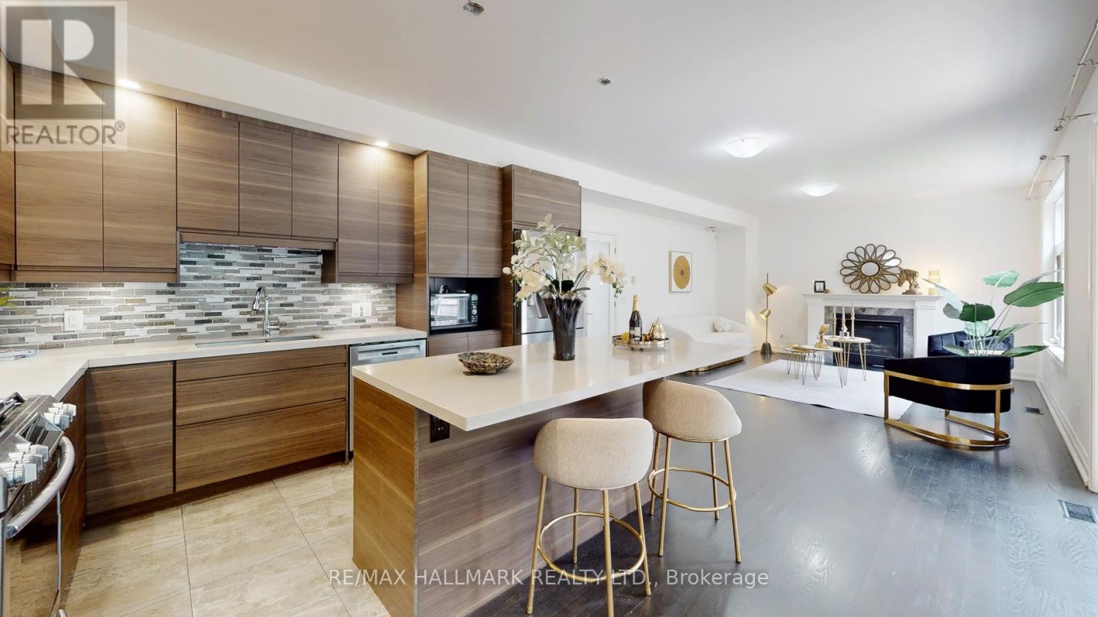 Photo 16 of 59 Craigmore Crescent, Toronto ON