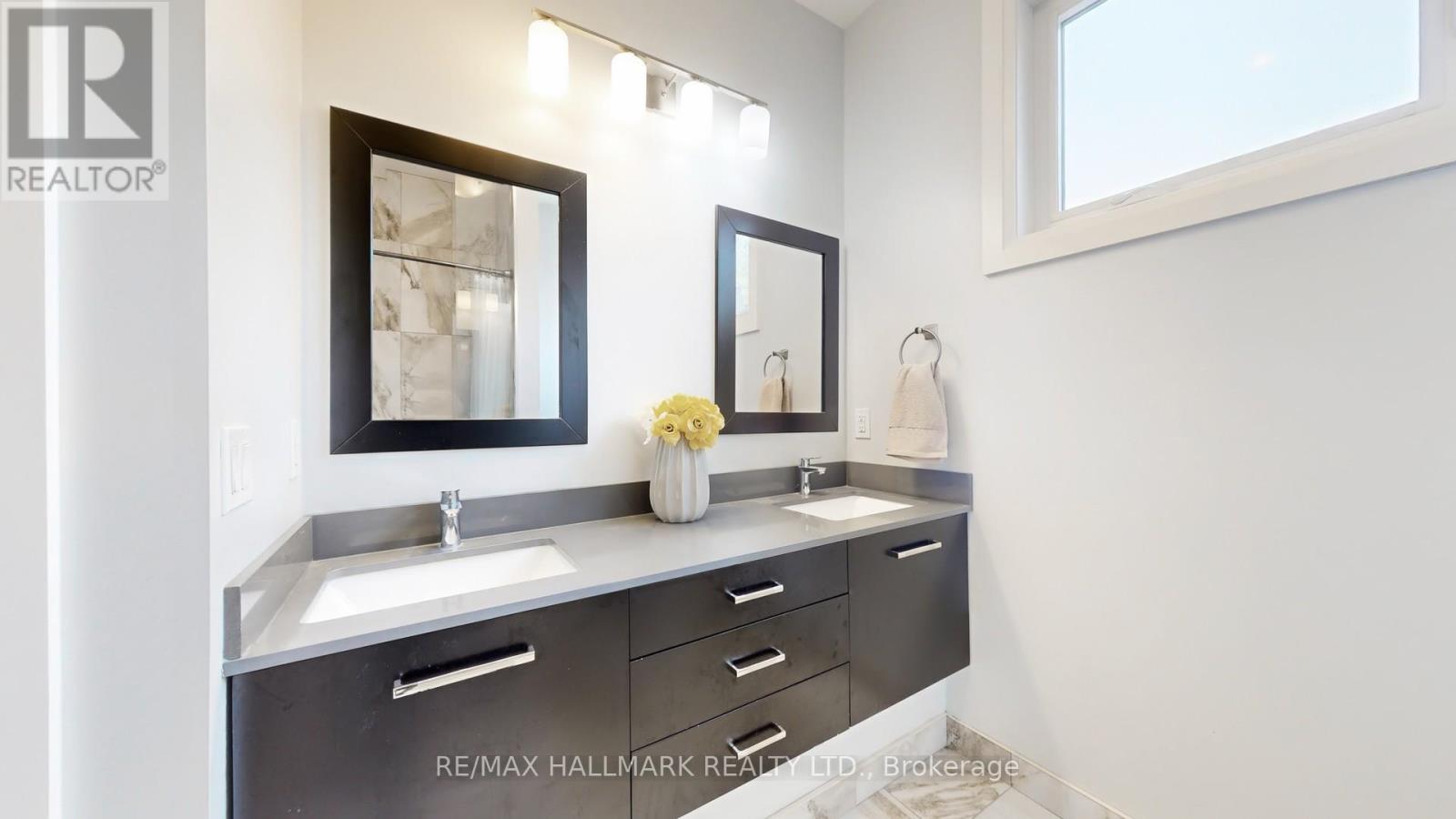 Photo 28 of 59 Craigmore Crescent, Toronto ON