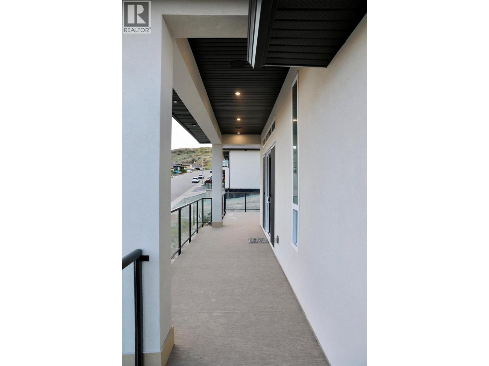  3806 Torrey Pines Drive, Osoyoos