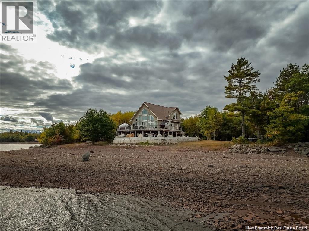 Photo 37 of 16 Beecher Lane, Douglas Harbour NB