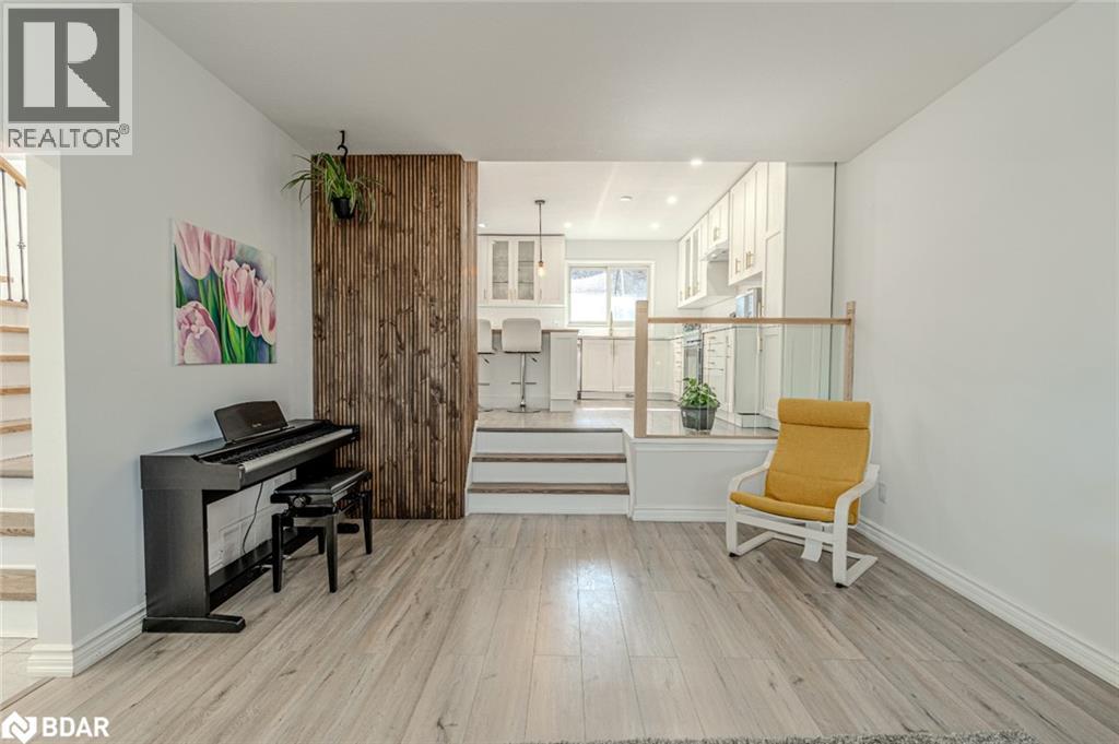 Photo 1 of 25 Marshall Street, Barrie ON