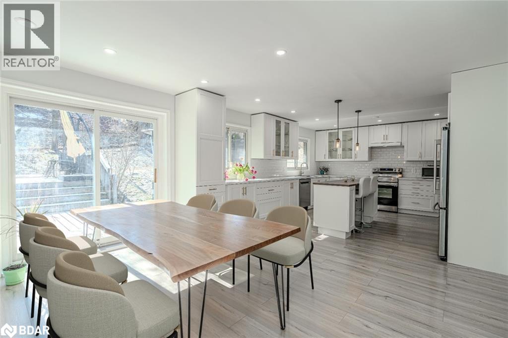 Photo 17 of 25 Marshall Street, Barrie ON