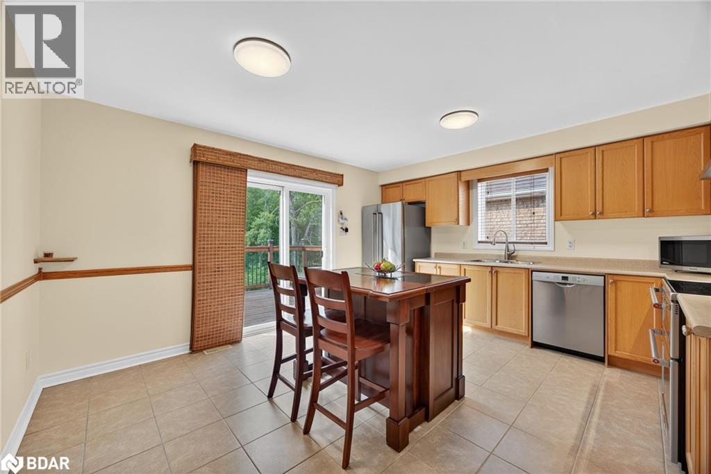 Photo 16 of 99 Sproule Drive, Barrie ON