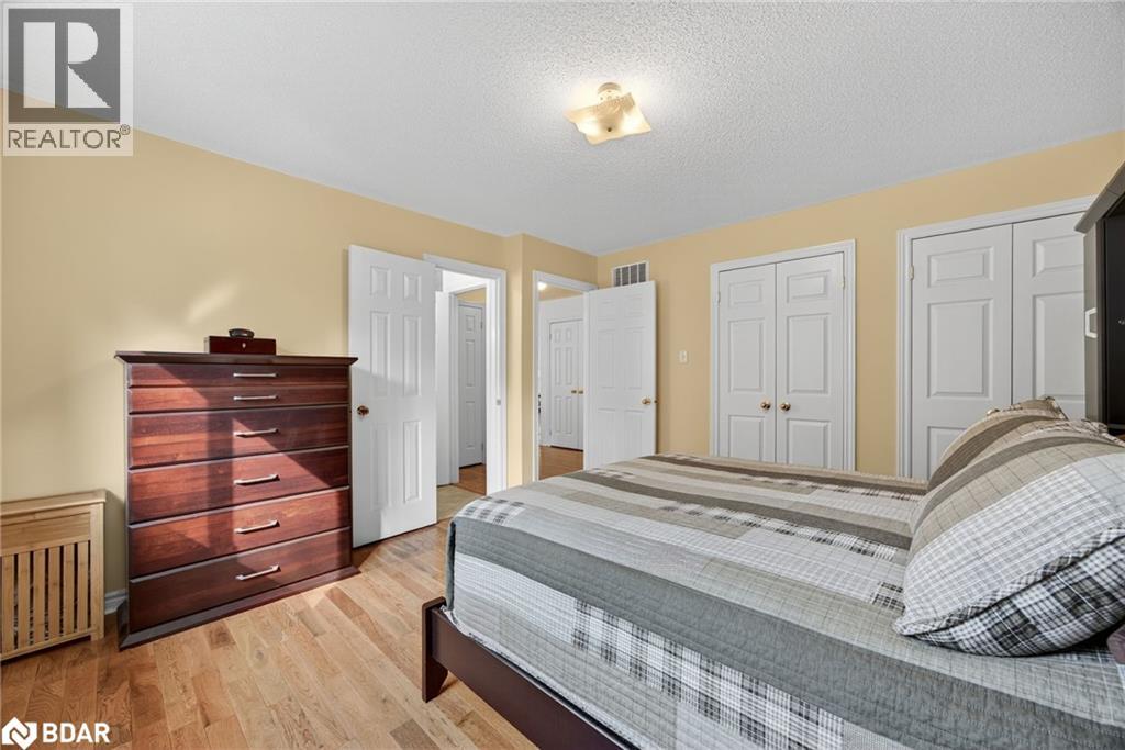 Photo 27 of 99 Sproule Drive, Barrie ON