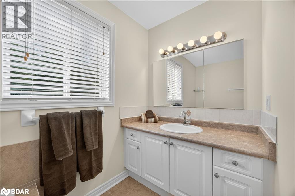 Photo 29 of 99 Sproule Drive, Barrie ON